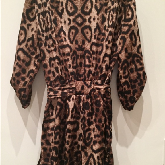 5/48 Leopard Print Romper - Picture 2 of 5